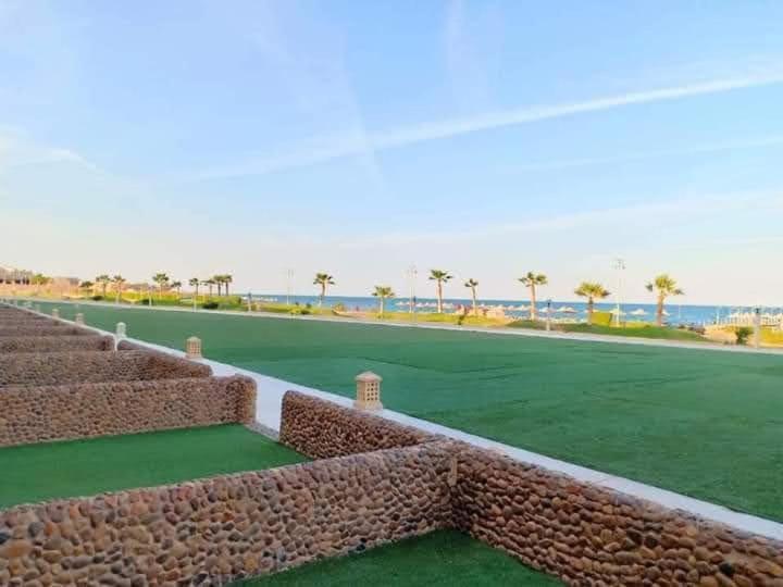 Seaview Chalets In Porto South Beach - Families Only ไอน์ ซกนา ภายนอก รูปภาพ