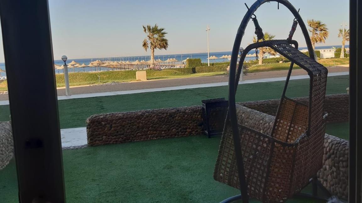 Seaview Chalets In Porto South Beach - Families Only ไอน์ ซกนา ภายนอก รูปภาพ